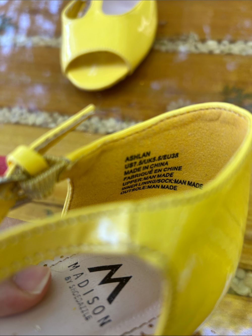 Shoe Dazzle Bright Yellow Patent T-Strap Peep-Toe Heels with Bow - Picture 3 of 11